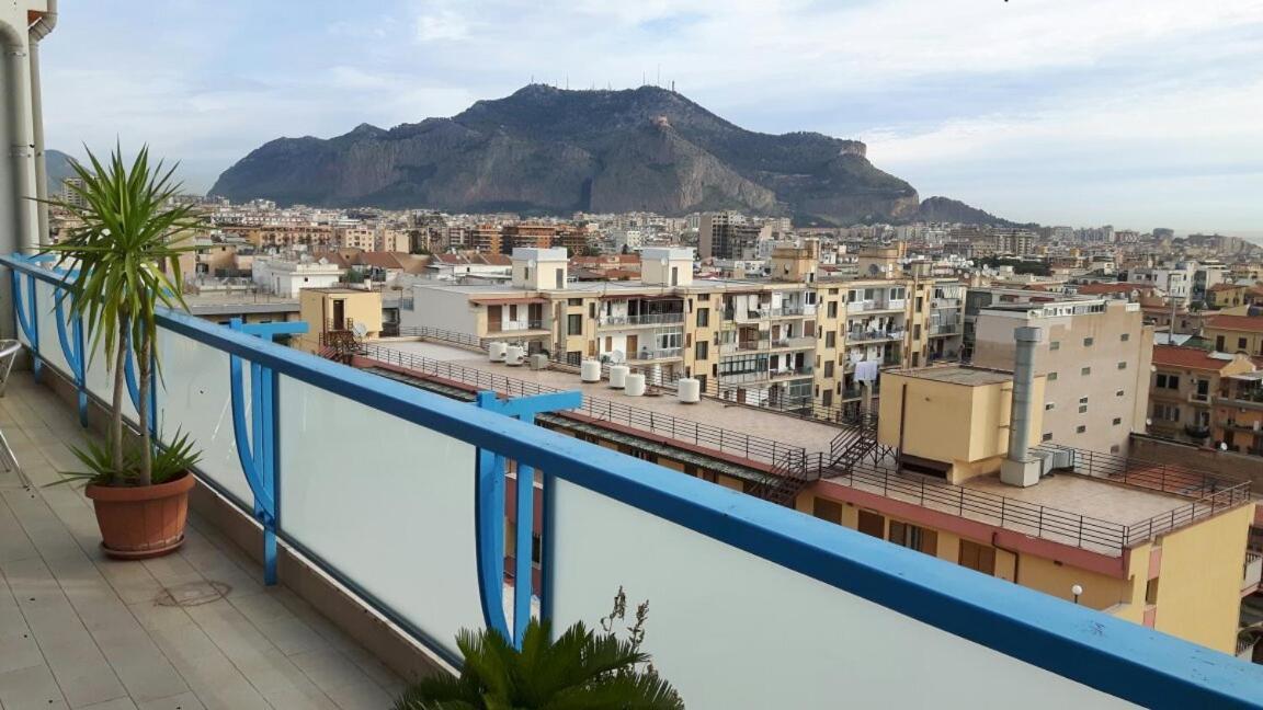 Apartamento Casa Riccio Palermo Exterior foto
